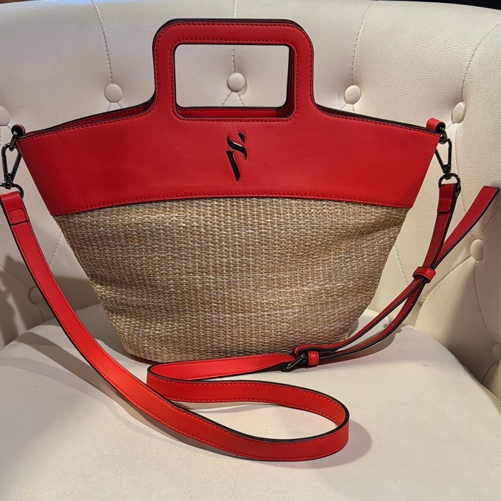 Simply Vera Vera Wang Red and Tan Tote with Woven Design - Picture 2 of 7